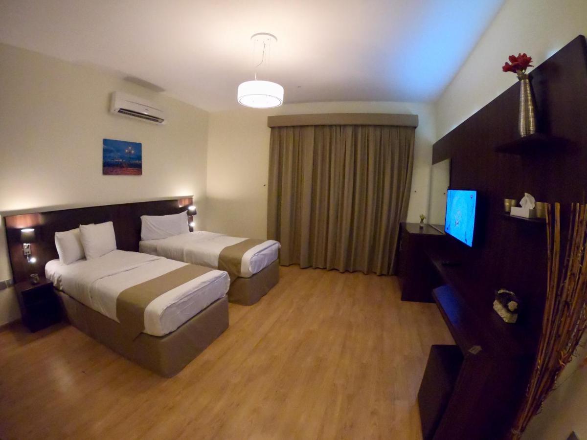 Weekend Hotel & Apartments Mascate Extérieur photo