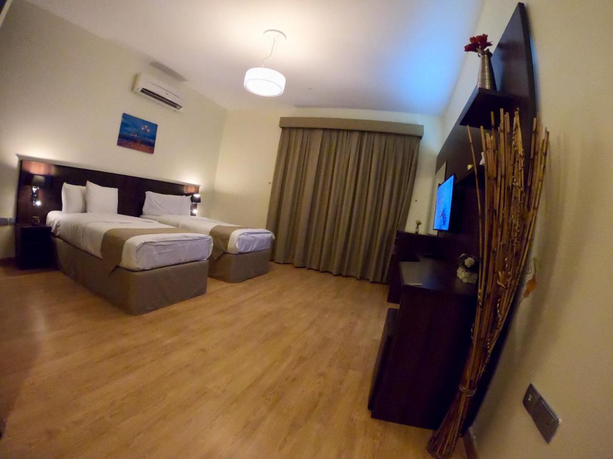 Weekend Hotel & Apartments Mascate Extérieur photo