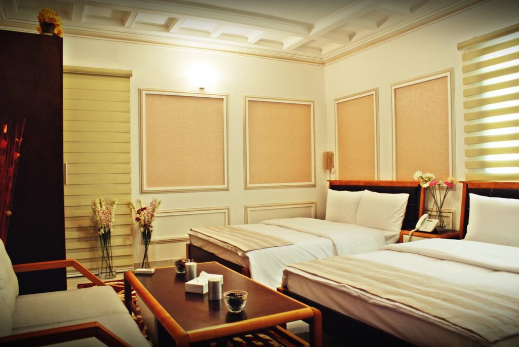 Weekend Hotel & Apartments Mascate Extérieur photo