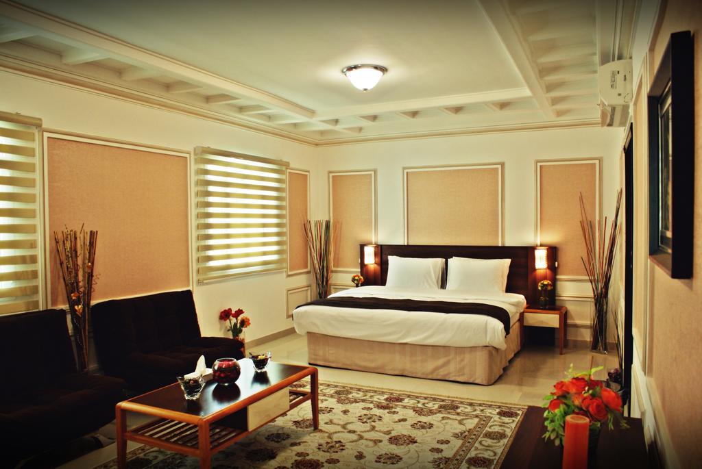 Weekend Hotel & Apartments Mascate Extérieur photo