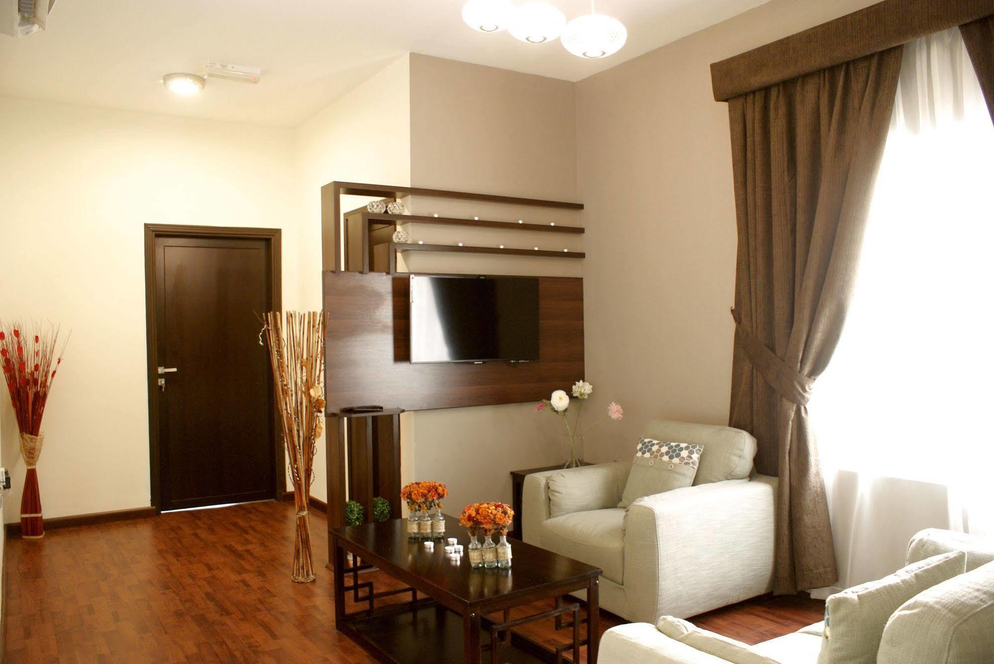 Weekend Hotel & Apartments Mascate Extérieur photo