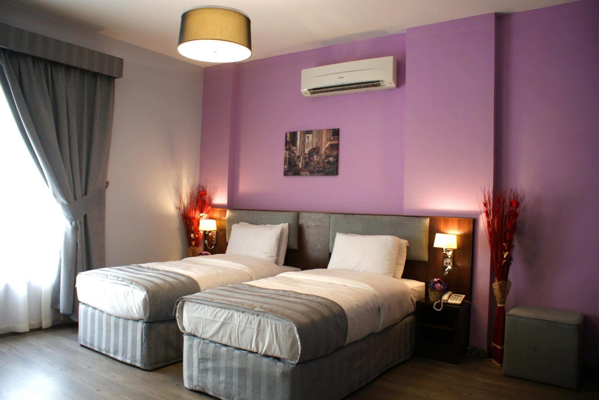 Weekend Hotel & Apartments Mascate Extérieur photo
