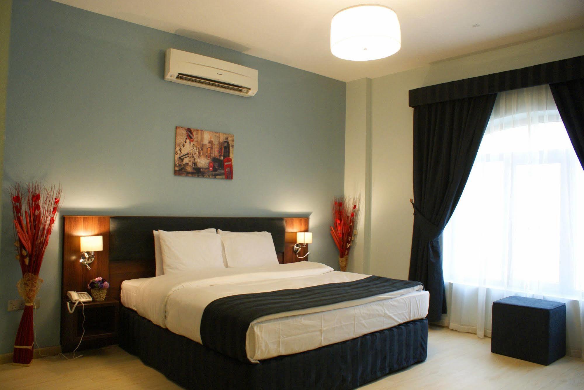 Weekend Hotel & Apartments Mascate Extérieur photo