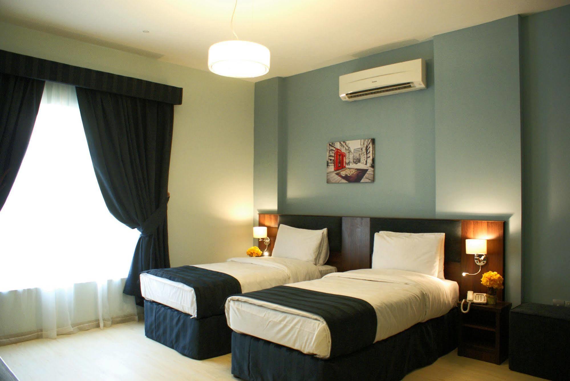 Weekend Hotel & Apartments Mascate Extérieur photo