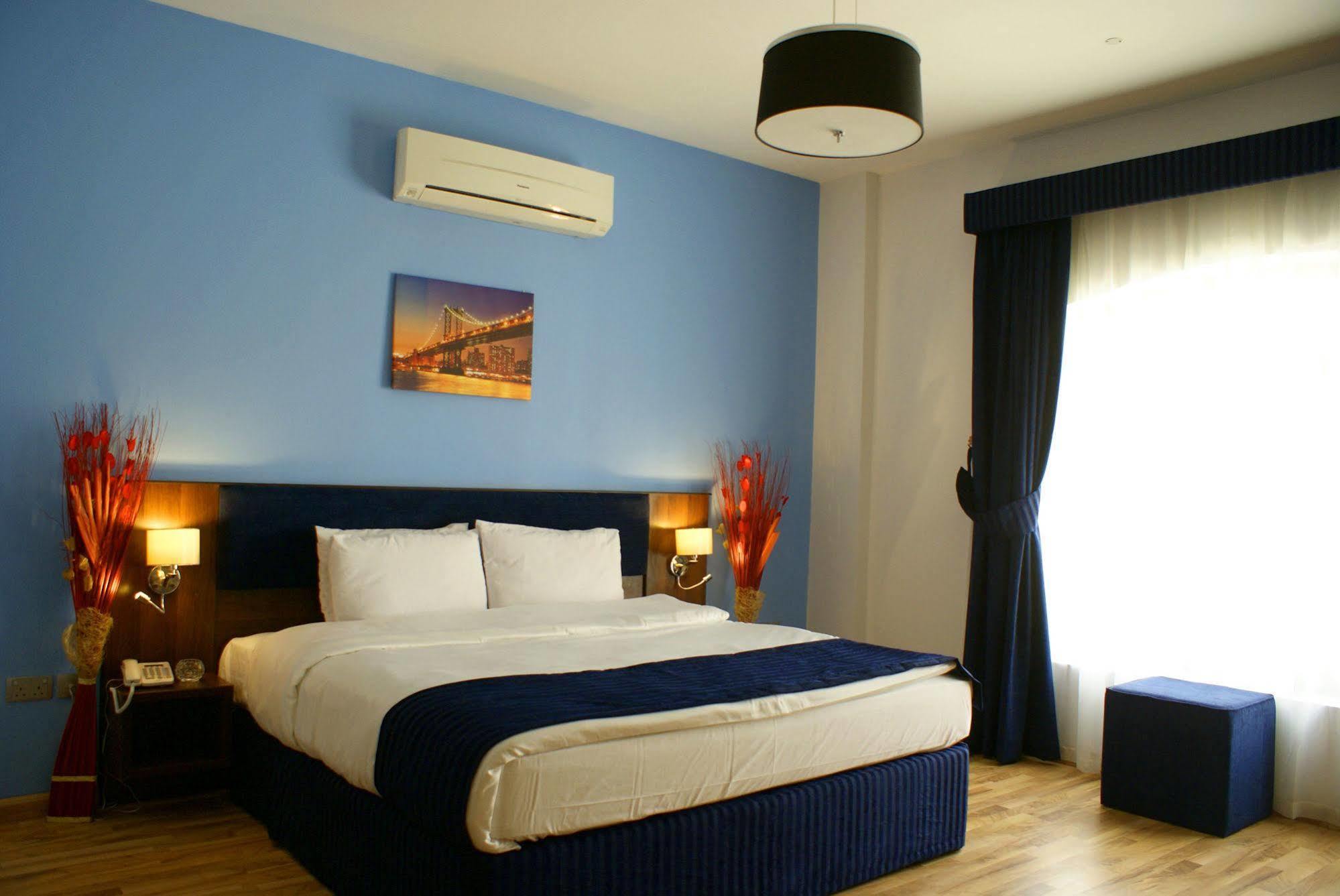 Weekend Hotel & Apartments Mascate Extérieur photo