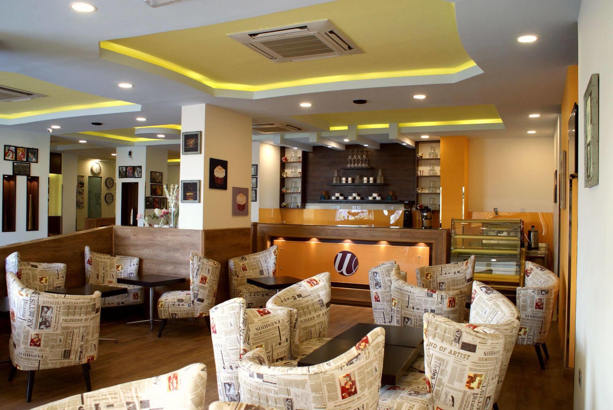 Weekend Hotel & Apartments Mascate Extérieur photo